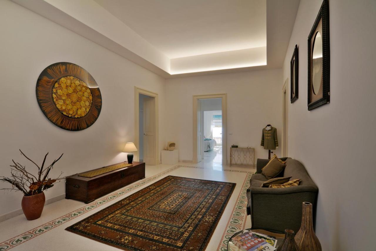 Palazzo Rollo Bed & Breakfast Lecce Ngoại thất bức ảnh