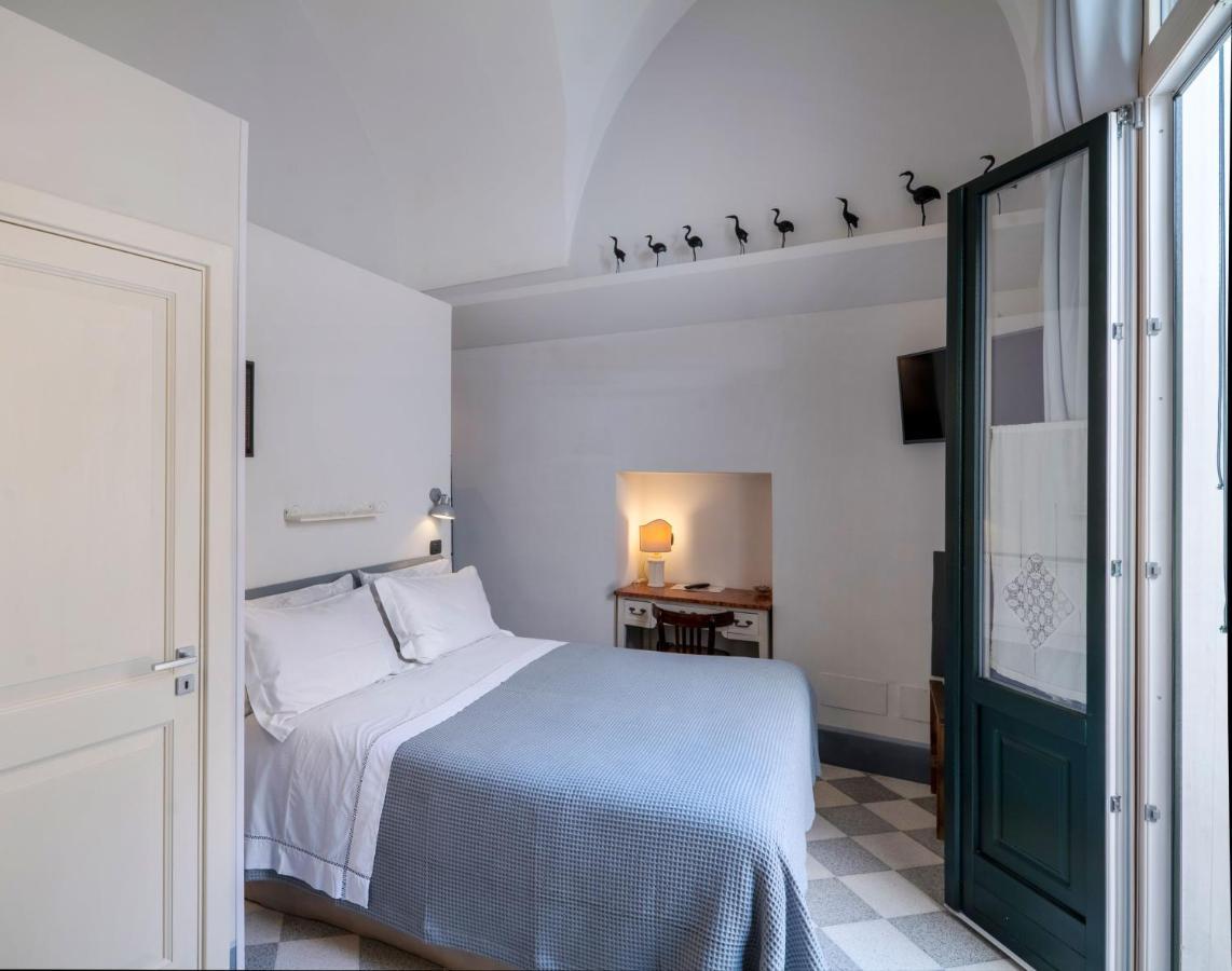 Palazzo Rollo Bed & Breakfast Lecce Ngoại thất bức ảnh