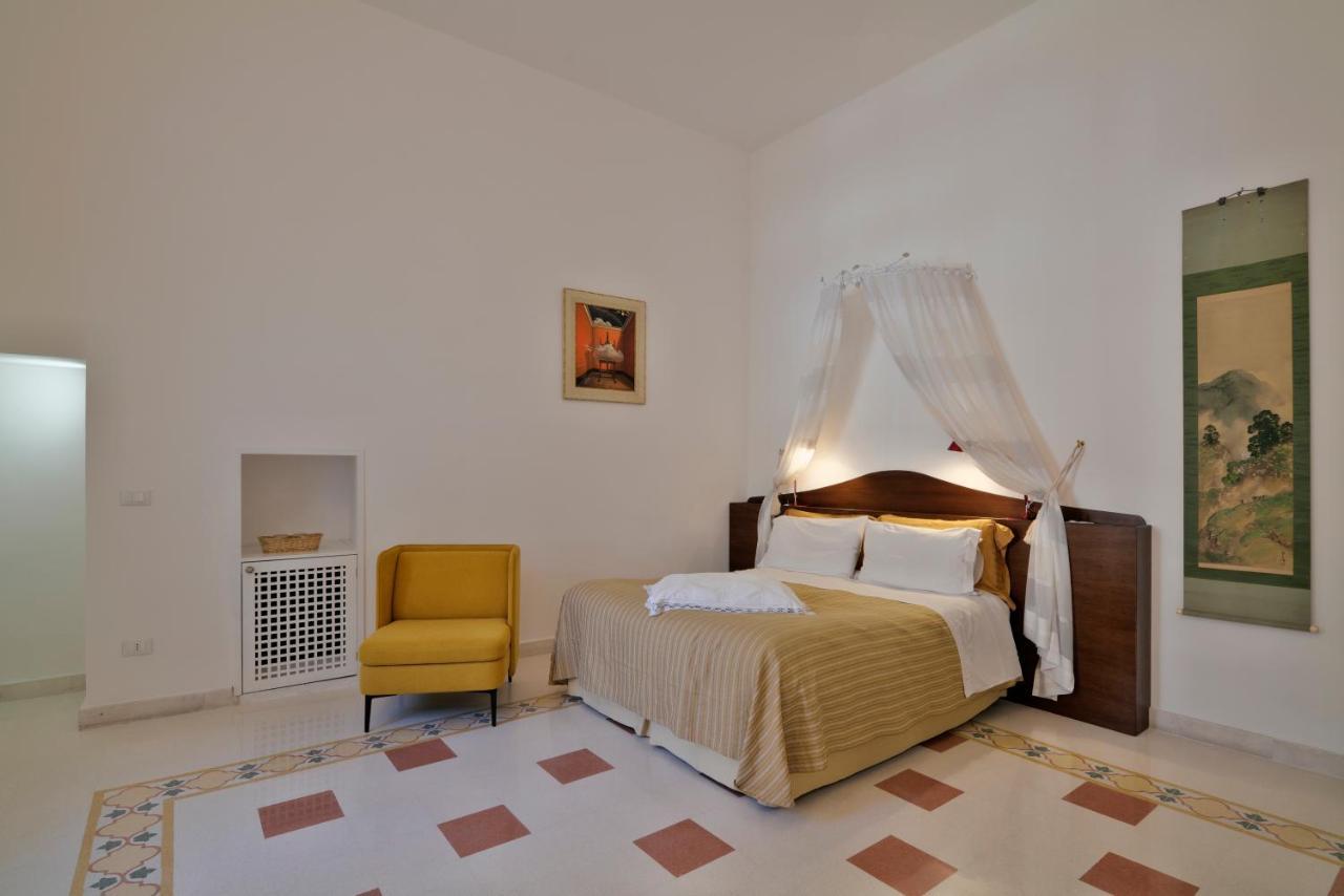 Palazzo Rollo Bed & Breakfast Lecce Ngoại thất bức ảnh