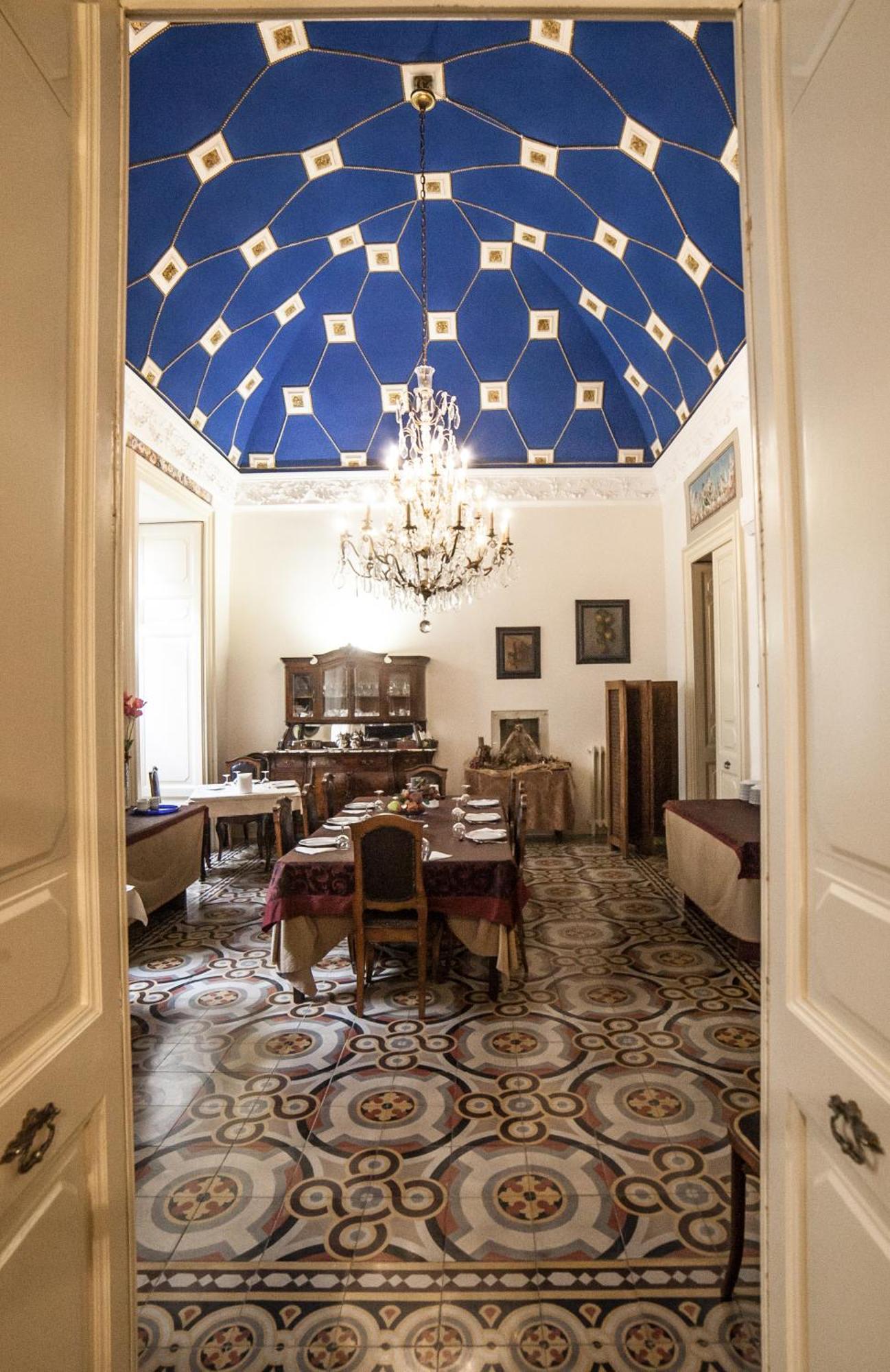 Palazzo Rollo Bed & Breakfast Lecce Ngoại thất bức ảnh